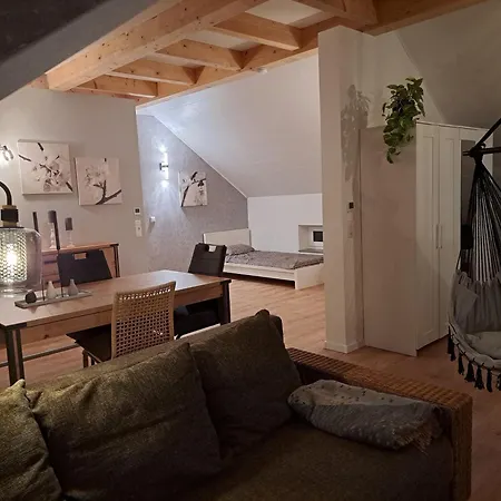 Apartment Moderne Neue Dachgeschosswohnung Juliane *