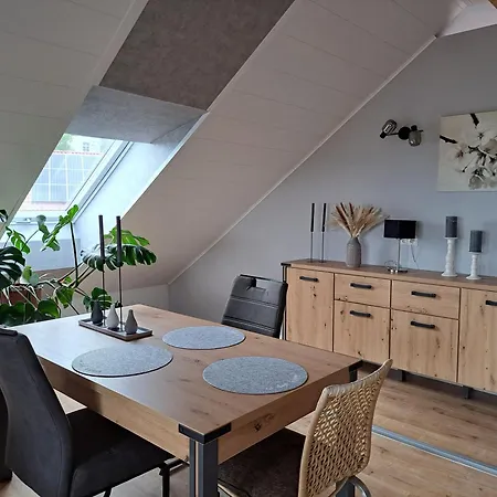 Apartment Moderne Neue Dachgeschosswohnung Juliane *