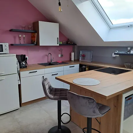 Apartment Moderne Neue Dachgeschosswohnung Juliane Goldkronach